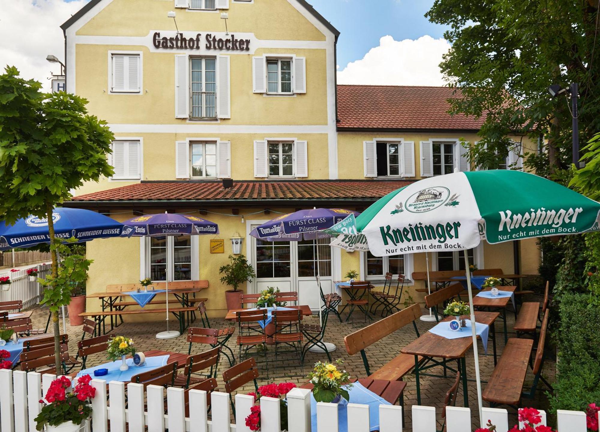 Hotel Gasthof Stocker Obertraubling Exterior foto